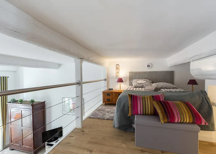 Barillerie - Loft Moderne, Face Mer, Vieux-nice. *