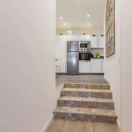 Barillerie - Loft Moderne, Face Mer, Vieux-nice. Apartment Nizza